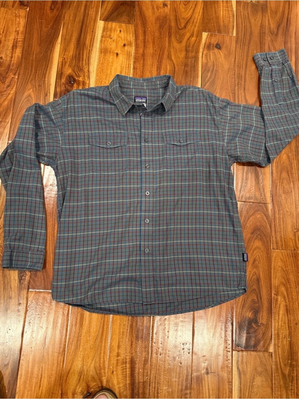 Patagonia Green and Gray Plaid Button-Down Shirt
